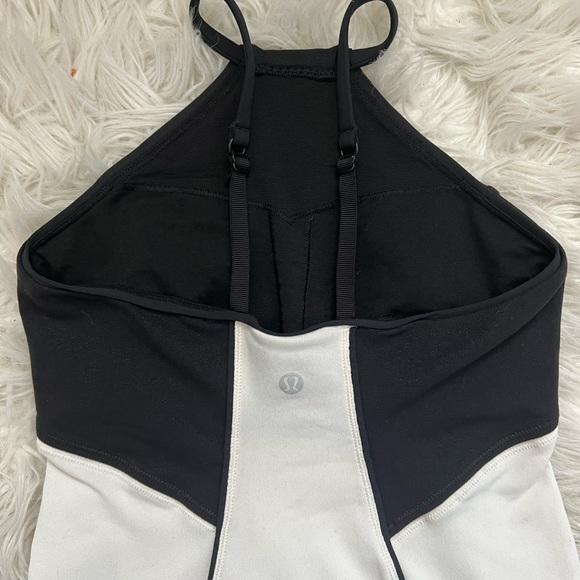 Lululemon Top - Picture 4 of 5